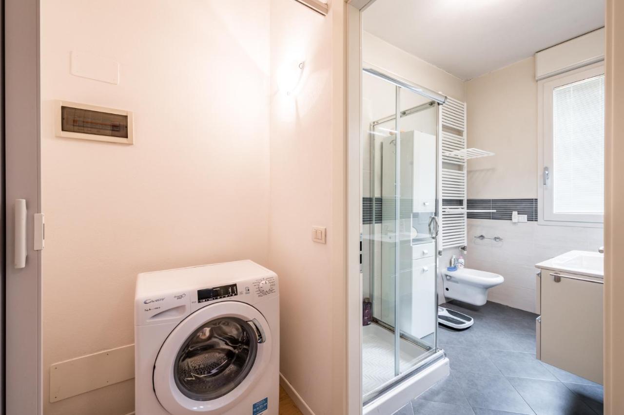 Apartmán La Casa Di Edo - Wifi Parking Free Modena Exteriér fotografie